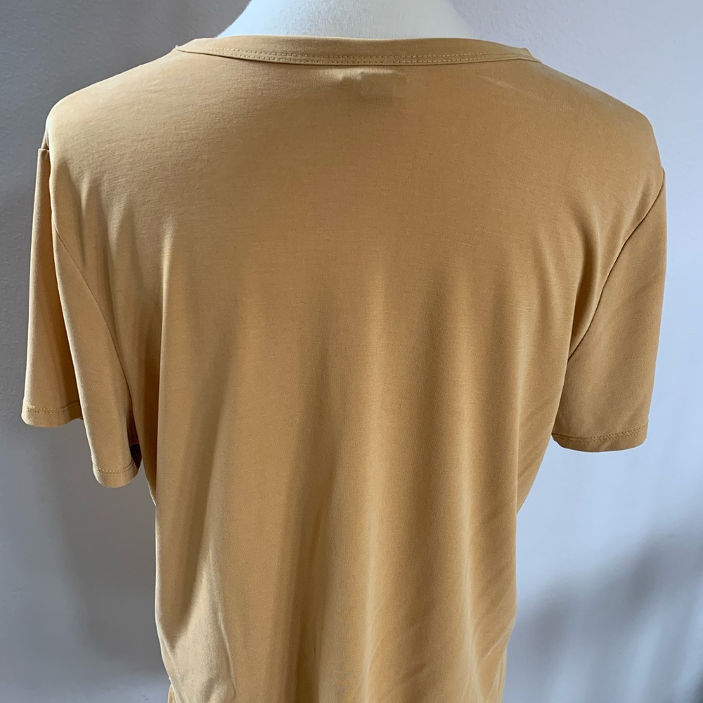 PLAIN TOP - Picture 2 of 3